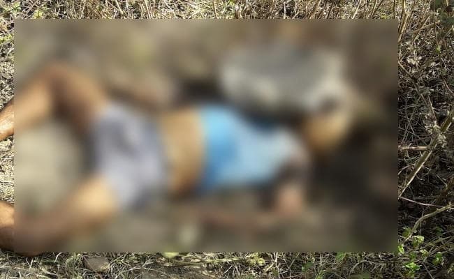 बोकारो में अज्ञात शव मिलने से सनसनी, पत्थर से कूचकर की गयी है हत्या