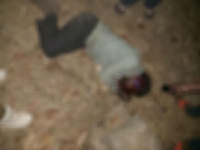 गुमला : मेला देखकर लौट रहे युवक को अपराधियों ने गोली मारी, घायल