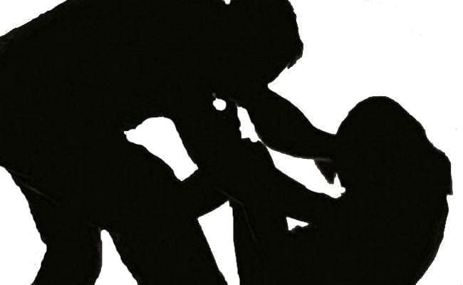 बाप और भाई ही सात सालों से कर रहे थे यौनशोषण, पीड़िता ने दर्ज कराया मामला