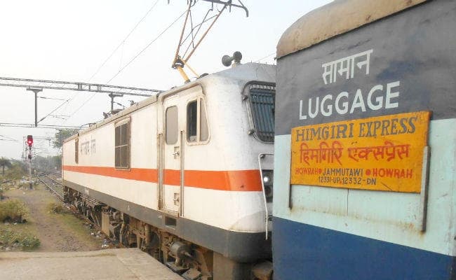 कोहरे की वजह से आज रद्द रहेंगी आठ ट्रेनें