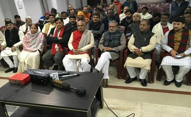 भाजपा नेताओं ने प्रदेश कार्यालय में सुनी पीएम मोदी के ''मन की बात''