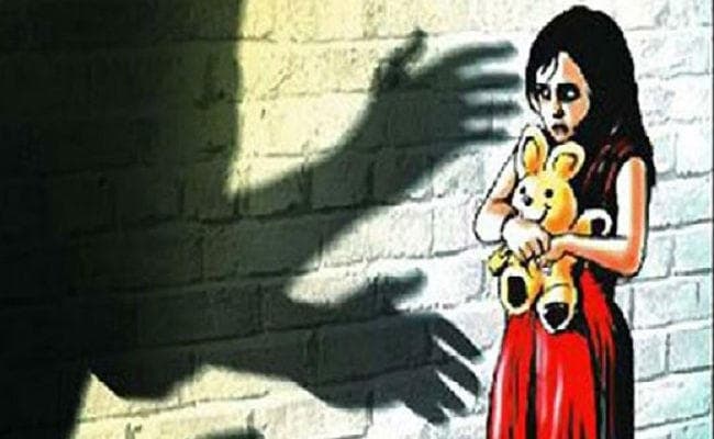 पहली कक्षा की छात्रा से दुष्कर्म, आरोपित धराया