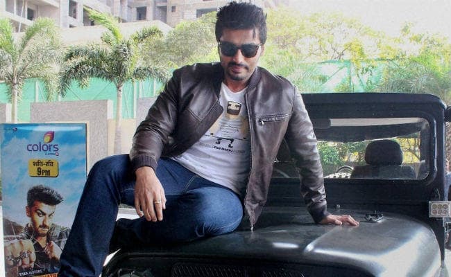 बीएमसी ने तोड़ ही दिया अर्जुन कपूर के घर की छत पर बना जिम