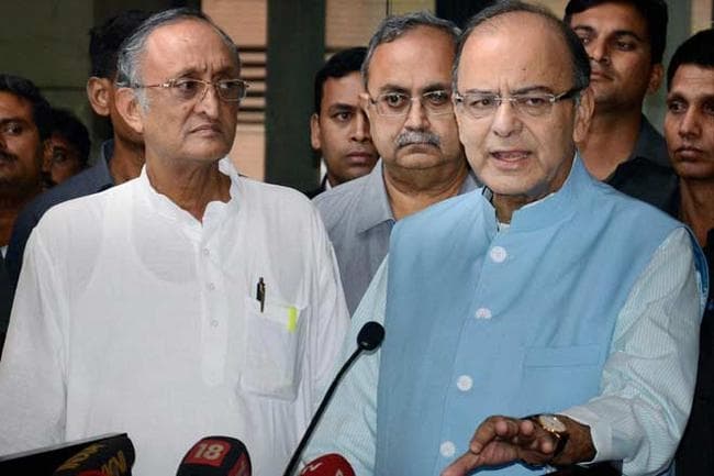 जीएसटी : नोटबंदी के कारण राज्यों ने ज्यादा उपकर लगाने की मांग की