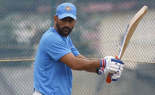 दबाव में फ़ैसले नहीं लेते #MSD , पढें धौनी का चमकीला कैरियर