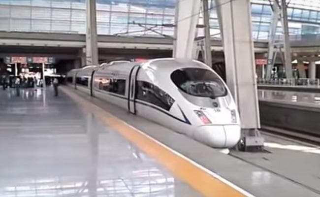 चीन ने सबसे लंबा बुलेट ट्रेन ‘शांगरी-ला ऑफ द वर्ल्ड'' शुरू किया