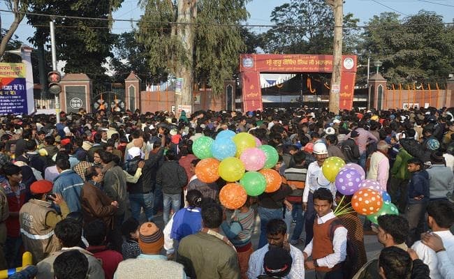 पीएम मोदी के गांधी मैदान से जाते ही भीड़ बेकाबू, भगदड़ की स्थिति