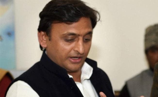 उत्तरप्रदेश विधानसभा चुनाव : सपा के अखिलेश गुट व कांग्रेस में हो सकता है गंठबंधन, राहुल के लौटने का इंतजार