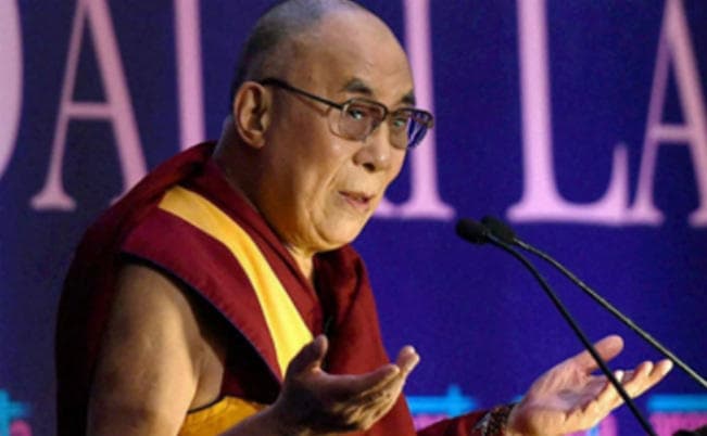 दलाई लामा के बोधगया प्रवचन से डरा चीन, जब्त किये तिब्बतियों के पासपोर्ट, लगायी लौटने की शर्त