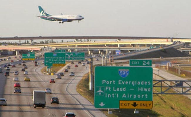 अमेरिका : फ्लोरिडा के फोर्ट लाउडेरडाले हवाई अड्डे पर गोलीबारी, 5 लोगों की मौत, 8 घायल