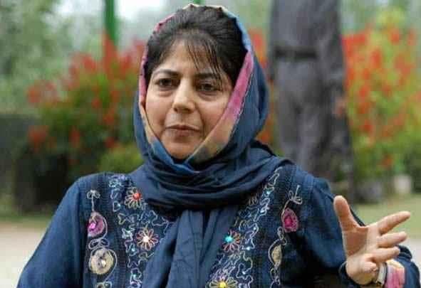 जम्मू-कश्मीर में अच्छा माहौल बनने से भारत-पाकिस्तान साथ आने को बाध्य होंगे: महबूबा