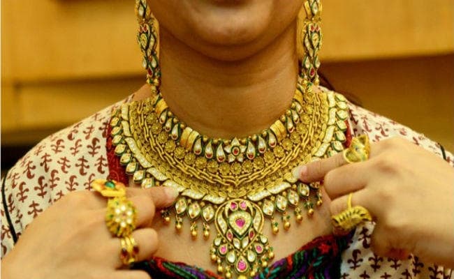 खुशखबरी! तनिष्क के आभूषणों पर 20 प्रतिशत तक की छूट