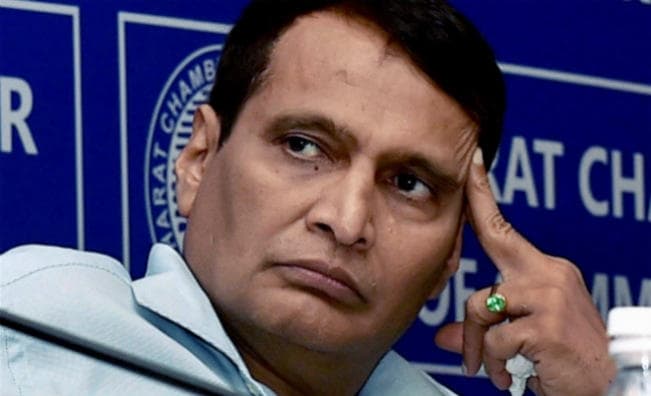 रेलवे ने आपकी जेब का बोझ कम करने बनायी नयी नीति, ट्रेन के नाम में जुड़ जायेंगे कंपनी के नाम