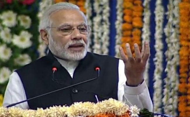 गांधीनगर में बोले पीएम मोदी : मिशन मोड में चल रहा रेलवे का सुधार कार्य