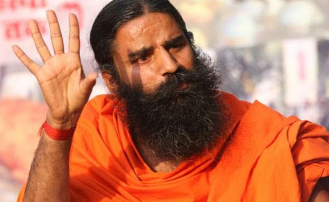 बाबा रामदेव और उनके शिष्‍यों ने योग में पांच नये विश्‍व रिकार्ड बनाये