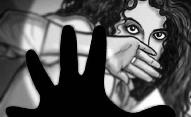 हजारीबाग : शिक्षक ने छात्रा से किया दुष्कर्म