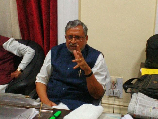 प्रस्तावित मानव श्रृंखला को कुछ दिनों के लिए स्थगित कर देना चाहिए : सुशील मोदी