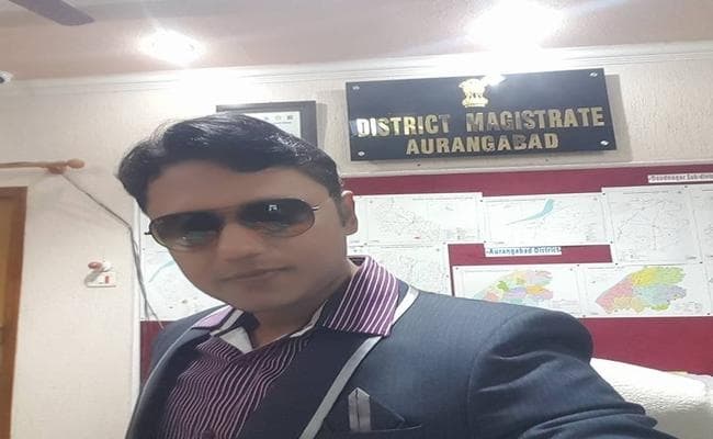 Facebook पर एक दूसरे से भिड़े कांग्रेस MLA और औरंगाबाद के DM