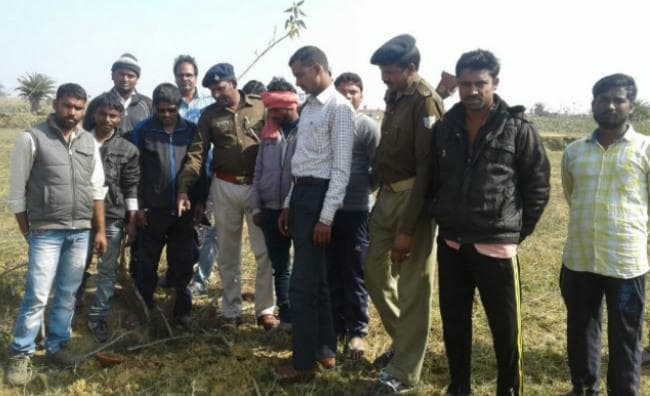 हजारीबाग के छड़वा डैम के पास दो बम बरामद