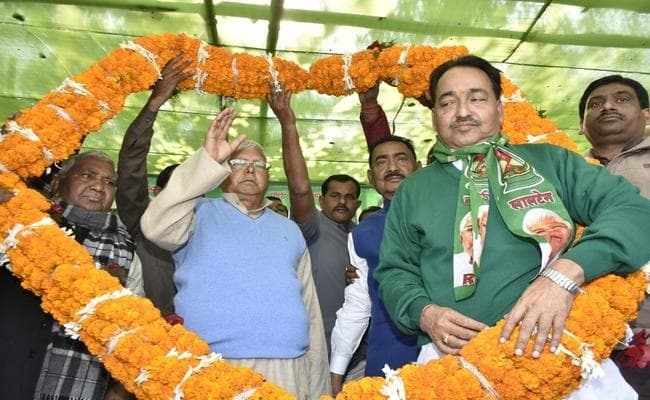 लालू ने UP चुनाव को लेकर दिया बड़ा बयान, कहा-पटरी पर...