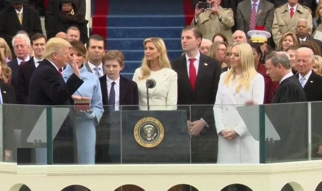 ट्रंप ने दिया स्लोगन,"हायर अमेरिकन, बाय अमेरिकन"