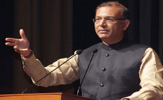 साफ-सुथरा काम करने वाली विमानन कंपनियों में निवेश को बढ़ावा देगी सरकार : जयंत सिन्हा