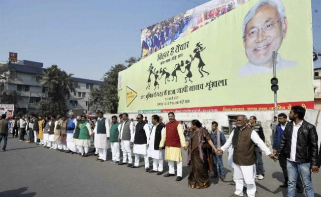 बुनियादी बदलाव की राजनीति