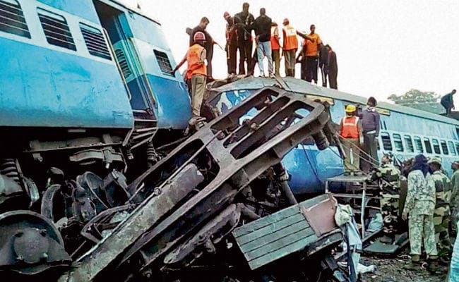 आंध्र प्रदेश में ट्रेन हादसा : 39 की मौत, बेगूसराय के एक ही परिवार के आठ मरे