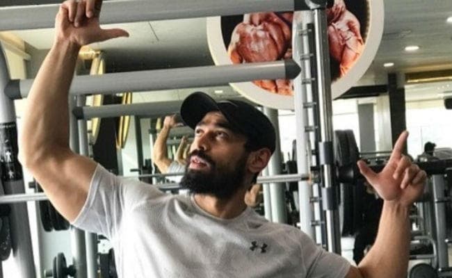 चुनावी संसार से दूर हैं अपर्णा यादव के ''बॉडी बिल्डर'' पति प्रतीक यादव