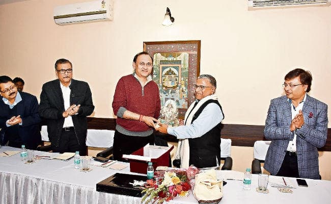 लोगों का प्यार याद रखूंगा : हरिवंश