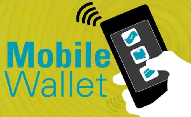 मोबाइल वॉलेट से लेन-देन करने वालों को भी बीमा का लाभ दे सकती है सरकार