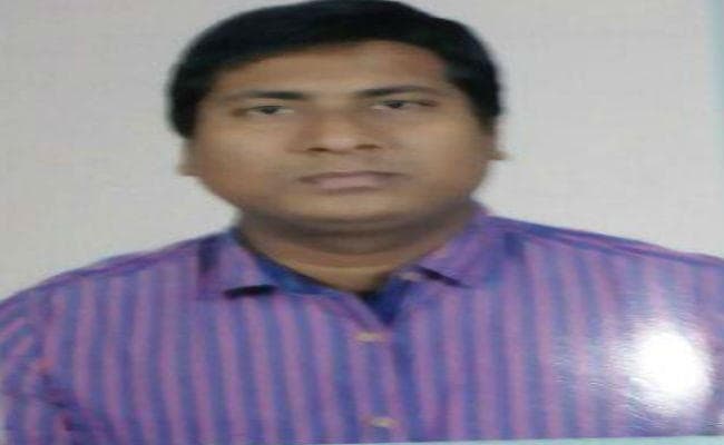 झारखंड : धनबाद में केंद्रीय विद्यालय के शिक्षक ने किया चौथी कक्षा की छात्रा के साथ दुष्कर्म, हंगामा