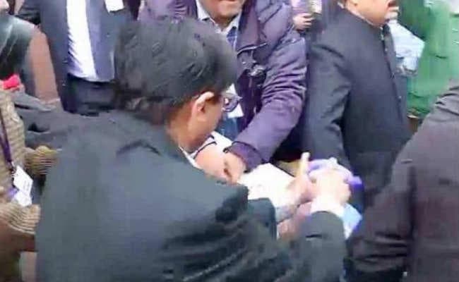 राष्‍ट्रपति के अभिभाषण के दौरान पूर्व मंत्री ई अहमद को पड़ा दिल का दौरा, हालत नाजुक