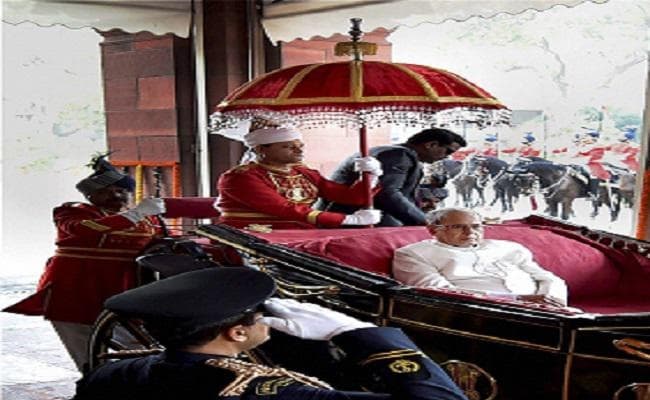 भीम एप के बाद मोबाइल भुगतान हो गया लोकप्रिय : प्रणब मुखर्जी