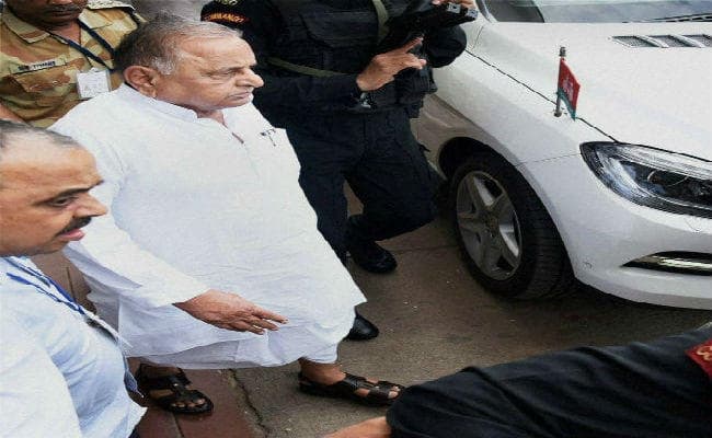 मुलायम की सपा-कांग्रेस से नाराजगी का फायदा उठायेगा लोकदल