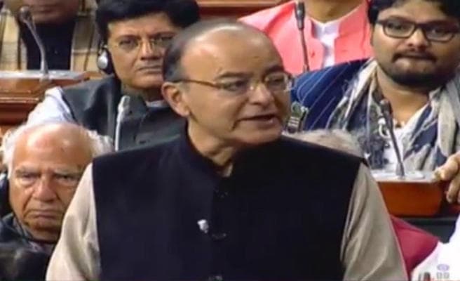संसद  : हंगामे की भेंट चढ़ी लोकसभा की कार्यवाही, दिन भर के लिए सदन स्थगित