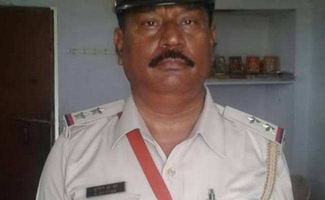हजारीबाग : गोरहर थाना प्रभारी सुनील कुमार झा घूस लेते रंगेहाथ गिरफ्तार