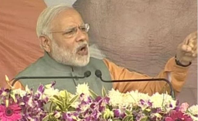 उत्तर प्रदेश में  SCAM (सपा, कांग्रेस, अखिलेश, मायावती) के खिलाफ खड़ी है भाजपा  : नरेंद्र मोदी