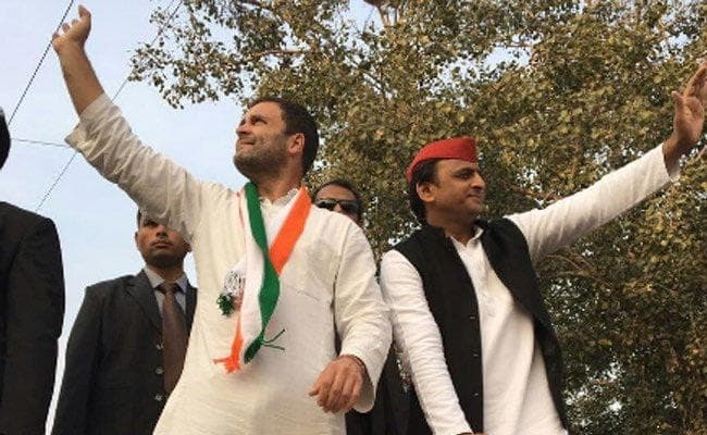 मोदी के बाद अब राहुल और अखिलेश ने समझाया स्कैम का मतलब