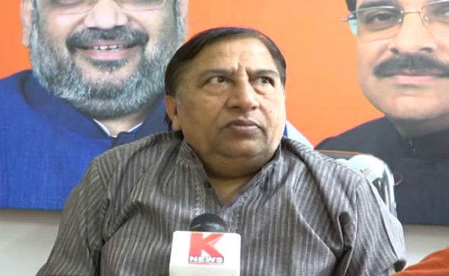 उत्तराखंड : चुनाव से पहले भाजपा ने 33 और नेताओं को पार्टी से निकाला