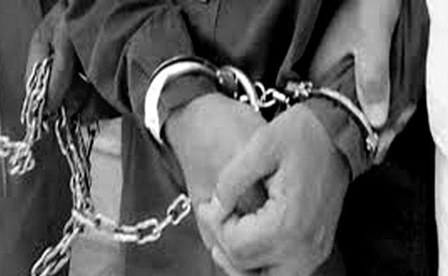 बांग्लादेश बॉर्डर से छह लुटेरे गिरफ्तार