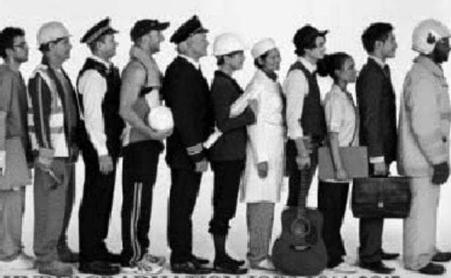 नौकरियां कहां हैं?