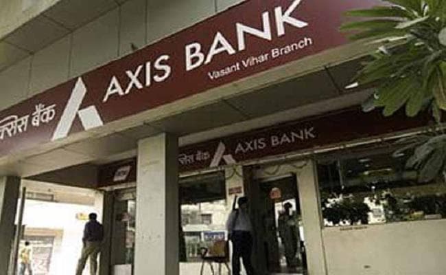 कोटक महिंद्रा और एक्सिस बैंक ने विलय की अफवाह को किया खारिज कोटक महिंद्रा और एक्सिस बैंक ने विलय की अफवाह को किया खारिज