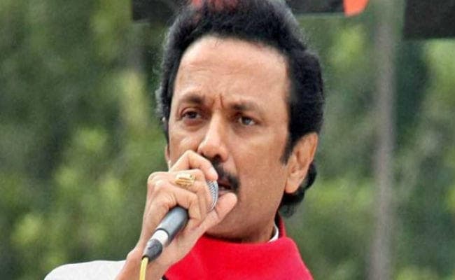 क्या द्रमुक पनीरसेल्वम को देगा समर्थन ? पढें अध्यक्ष एम के स्टालिन ने क्या कहा