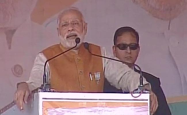 पीएम मोदी ने चुनावी मंच से सर्जिकल स्ट्राइक, सेना और वैज्ञानिकों की जमकर तारीफ की