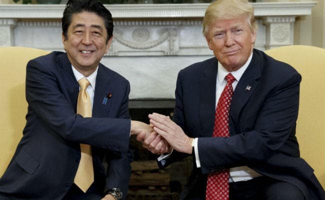 डोनाल्‍ड ट्रंप और शिंजो आबे ने अमेरिका-जापान रिश्तों को मजबूत करने का लिया संकल्प