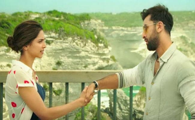 ‘हॉलीडे डेस्टिनेशन'' तय करने में अहम भूमिका निभाता है बॉलीवुड