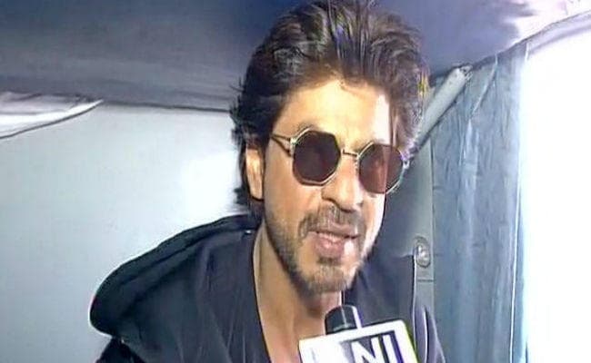 शाहरुख के खिलाफ सरकारी संपत्ति को नुकसान करने का मामला दर्ज