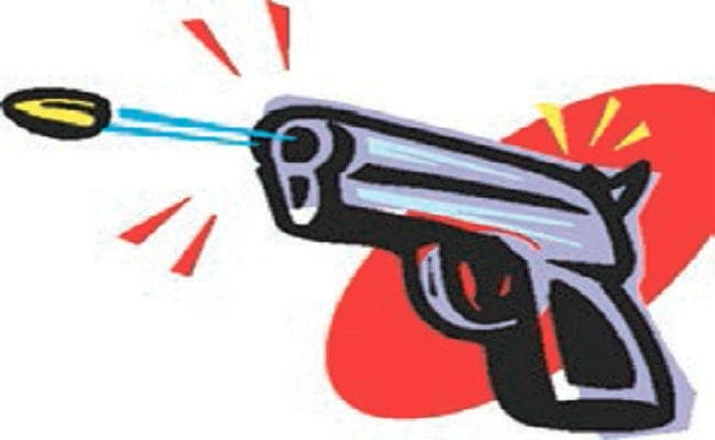 सिमरिया में ठेकेदार को गोली मारी, घायल