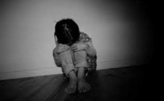 नाबालिग के साथ पड़ोसी वृद्ध ने किया दुष्कर्म